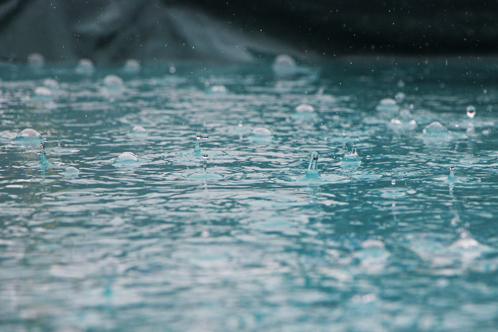 pluie goutes d'eau de pluie